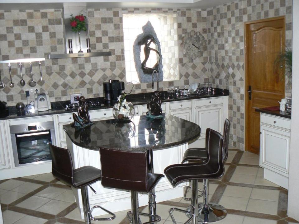 Le Manoir Des Chapelles Bed & Breakfast Venoy Luaran gambar