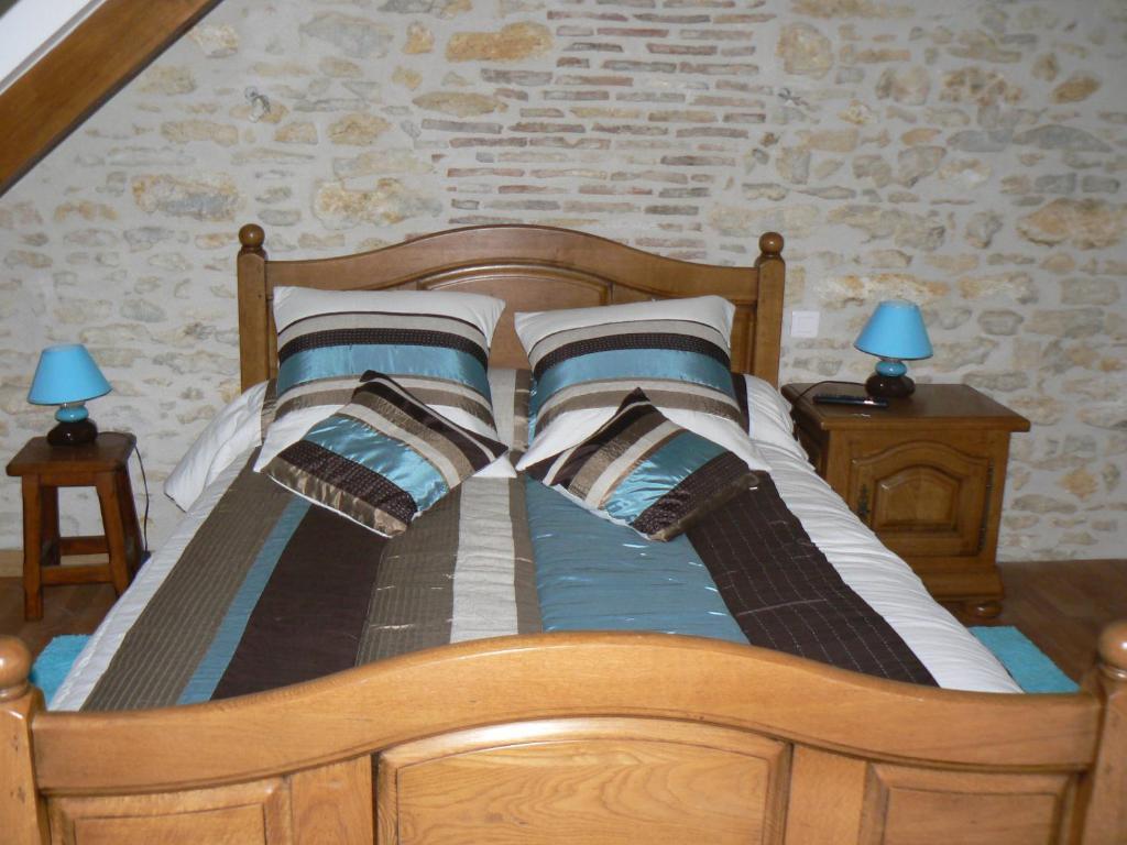 Le Manoir Des Chapelles Bed & Breakfast Venoy Bilik gambar