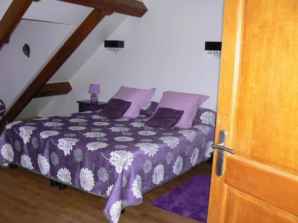Le Manoir Des Chapelles Bed & Breakfast Venoy Bilik gambar