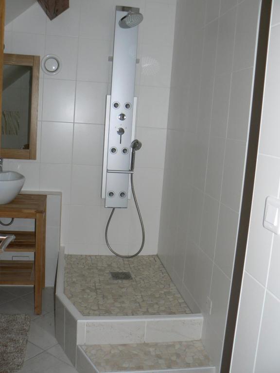 Le Manoir Des Chapelles Bed & Breakfast Venoy Bilik gambar
